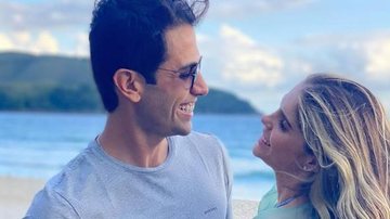 Bárbara Evans posa para clique com o marido em local do casamento - Reprodução/Instagram