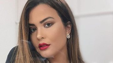 Geisy Arruda posa com maiô cavadíssimo e ostenta corpaço - Reprodução/Instagram