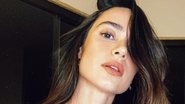 Thaila Ayala recebe elogios ao posar com vestido rosa neon - Reprodução/Instagram