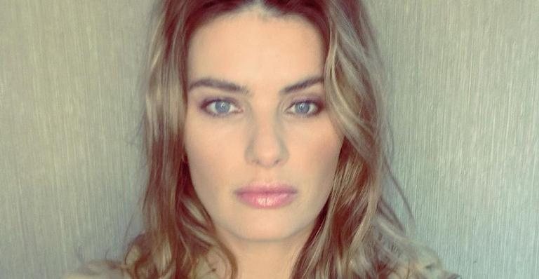 Isabeli Fontana arranca elogios com post nas redes sociais - Reprodução/Instagram