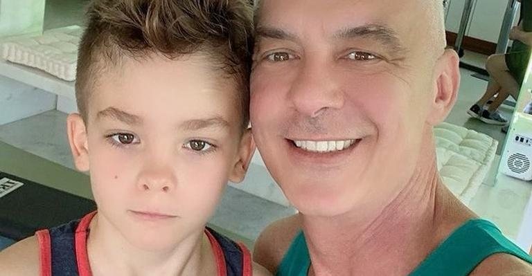 Marido de Ana Hickmann se declara para o filho: ''Te amo'' - Reprodução/Instagram