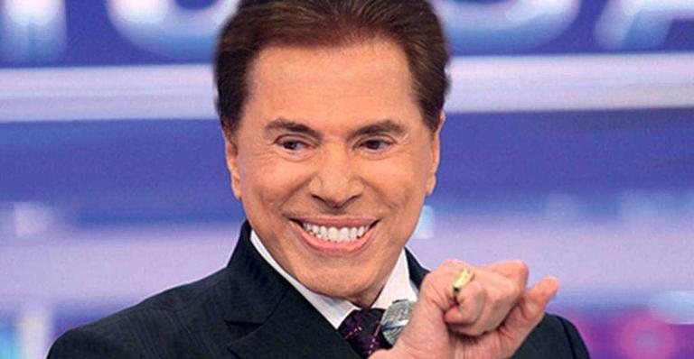 Silvio Santos toma a segunda dose da vacina - Reprodução