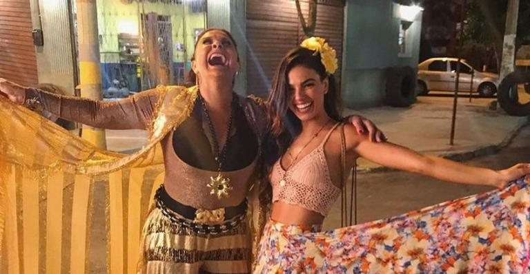 Fafá de Belém posa com elenco de A Força do Querer - Reprodução/Instagram