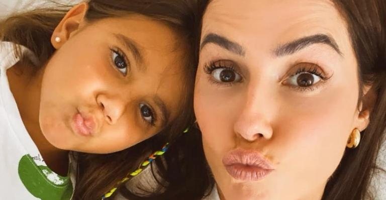 Deborah Secco celebra queda do primeiro dente da filha - Reprodução/Instagram