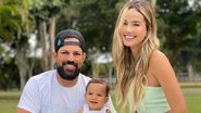 Biah Rodrigues e Sorocaba comemoram os 10 meses do filho Théo Fakri - Cauê Garcia / CG Comunicação (divulgação)