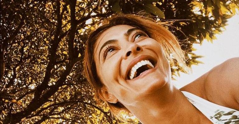 Juliana Paes para tudo ao posar para belíssimo clique diante de paisagem paradisíaca - Reprodução/Instagram