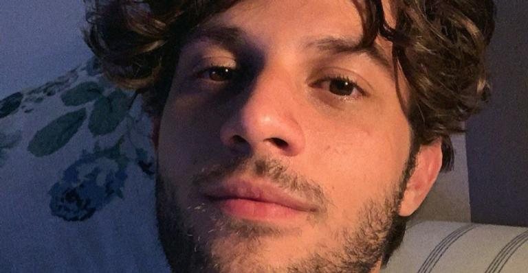 Chay Suede arranca suspiros da web ao posar sem camisa - Reprodução/Instagram