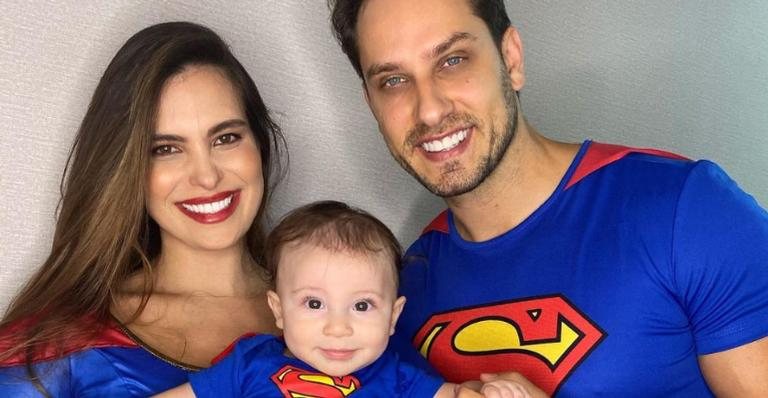 Kamilla Salgado celebra a Páscoa na companhia do marido, Elieser Ambrósio e do filho, Bento - Reprodução/Instagram