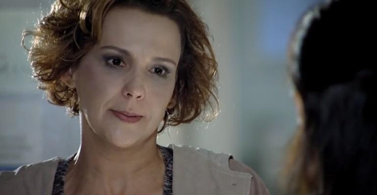 Personagem fingiu ser a mãe de Júlia - Divulgação/TV Globo