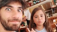 Hugo Moura posta foto de Maria Flor mergulhando e se derrete - Reprodução/Instagram