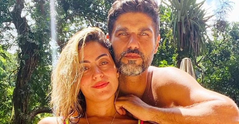 Carol Castro se derrete ao resgatar um lindo clique com seu amado, Bruno Cabrerizo - Reprodução/Instagram