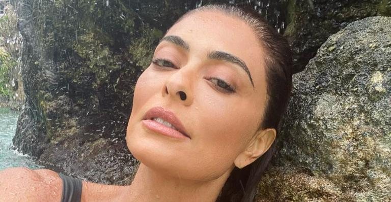 Juliana Paes esbanja alto astral ao posar para belíssimos registros em movimento - Reprodução/Instagram