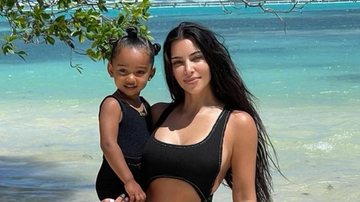 Kim Kardashian se derrete pela amizade da filha Chicago com as primas - Reprodução/Instagram