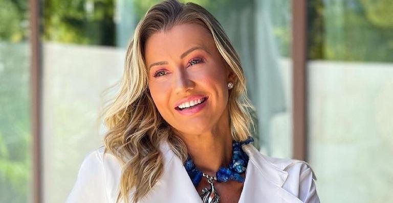 Ana Paula Siebert ostenta corpão impecável durante mergulho - Reprodução/Instagram