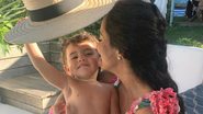 Jade Seba posa com Zion dormindo em seu colo e encanta web - Reprodução/Instagram