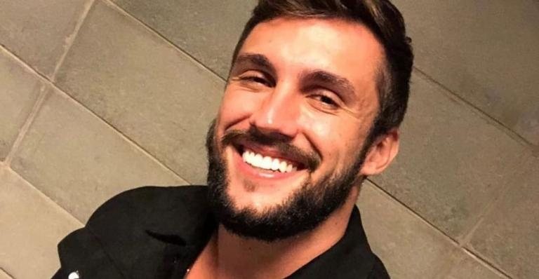 Arthur avalia amizades após eliminação no BBB21 - Foto/Instagram