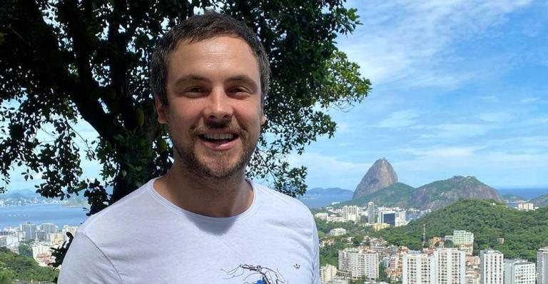 Sérgio Guizé agita a web ao mostrar a caracterização de seu mais novo personagem - Reprodução/Instagram