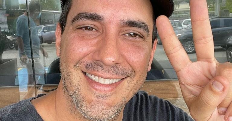 Andre Marques relembra clique mais jovem e surpreende - Reprodução/Instagram