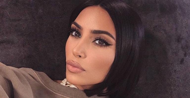 Repleta de estilo, Kim Kardashian para o trânsito com novos cliques! - Foto/Instagram