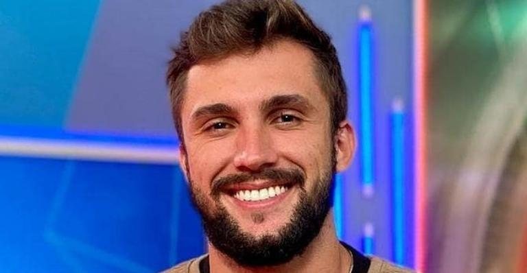 Ex-BBB Arthur Picoli comenta apelido de 'malvado favorito' - Reprodução/Instagram