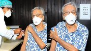 Caetano Veloso toma segunda dose da vacina contra a Covid-19 - Foto: Fabricio Pioyani e Alexsandro Mendonça/AgNews