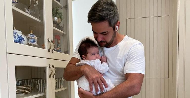 Kaká Diniz publica lindo registro com a filha, Zaya - Reprodução/Instagram