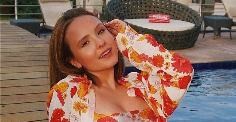 Larissa Manoela rouba a cena com clique estiloso - Foto/Instagram