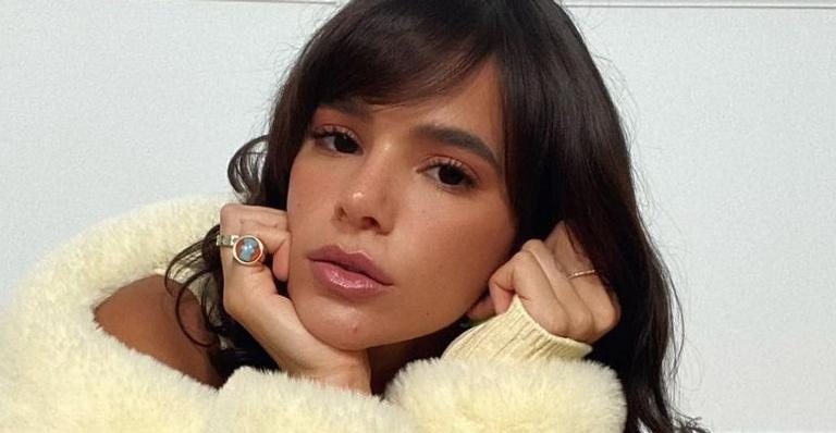 De lingerie, Bruna Marquezine para tudo com abdômen trincado - Reprodução/Instagram