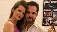 Luciano Camargo mostra a esposa arrumando a filha e encanta - Reprodução/Instagram