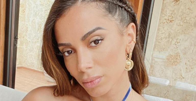 Anitta rebola e ostenta corpaço em vídeo de biquíni - Reprodução/Instagram