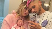 Virginia e Zé Felipe curtem o dia agarradinhos com a filha - Reprodução/Instagram