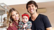 Carol Dias derrete corações ao compartilhar um lindo registro de Kaká com sua filha caçula, Esther - Reprodução/Instagram