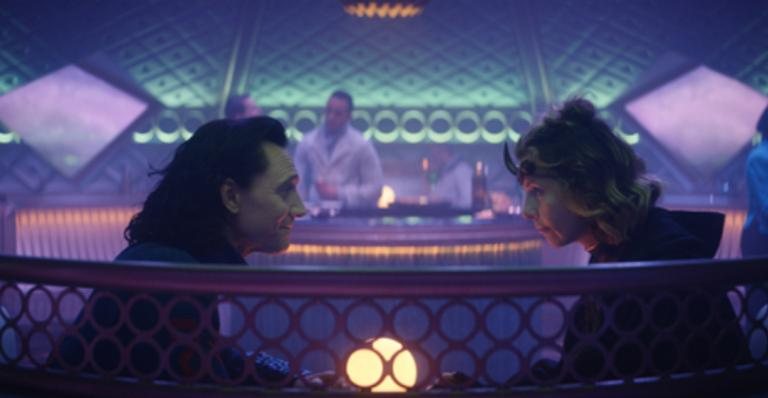 Tom Hiddleston e roteirista de Loki comentam cena romântica - Reprodução/Disney+