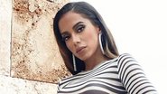 Anitta aposta em look transparente e grifado em premiação - Reprodução/Instagram