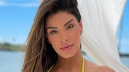 Com biquíni fio dental, Ivy Moraes faz topless na praia - Reprodução/Instagram