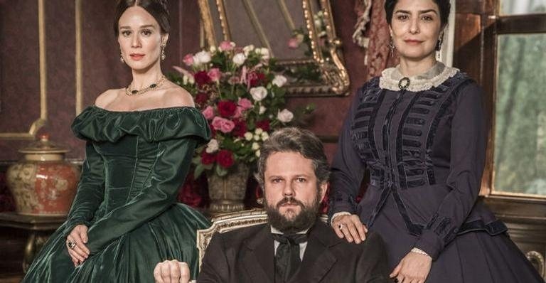 Letícia Sabatella volta ao ar em 'Nos Tempos do Imperador' - Divulgação/TV Globo