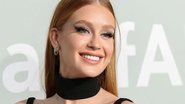 Marina Ruy Barbosa aposta em vestido decotado em Cannes - Divulgação/Mickael Chavet