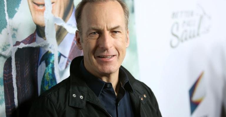 Bob Odenkirk está estável após incidente em set - Foto/Getty Images