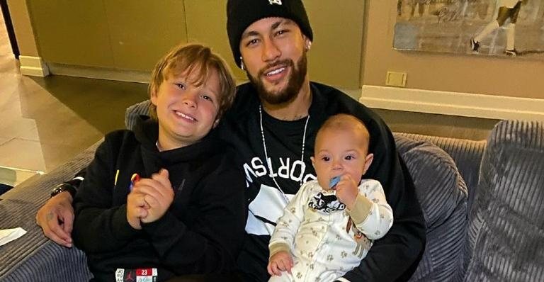 Neymar mostra Davi Lucca com Valentin e Francisco - Reprodução/Instagram