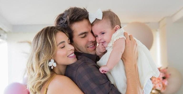 Carol Dias posta sequência de fotos com a família e encanta - Reprodução/Instagram