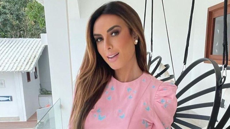 Nicole Bahls esbanja beleza em look curtinho - Reprodução/Instagram