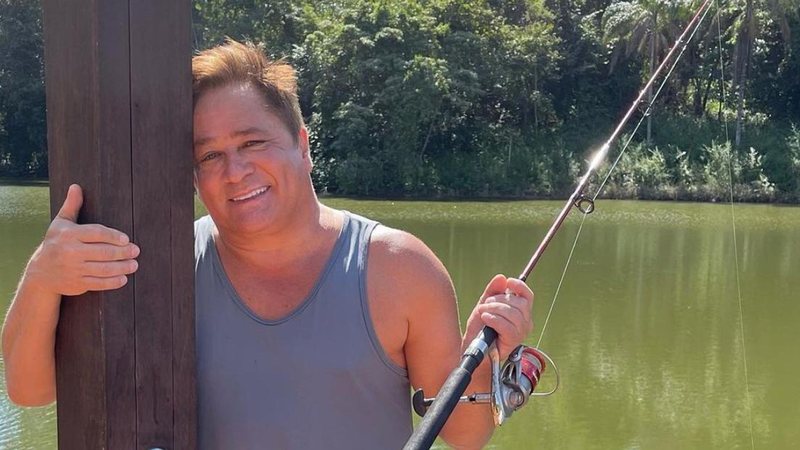 Leonardo agita a web ao começar o dia com uma agradável sessão de pescaria - Reprodução/Instagram