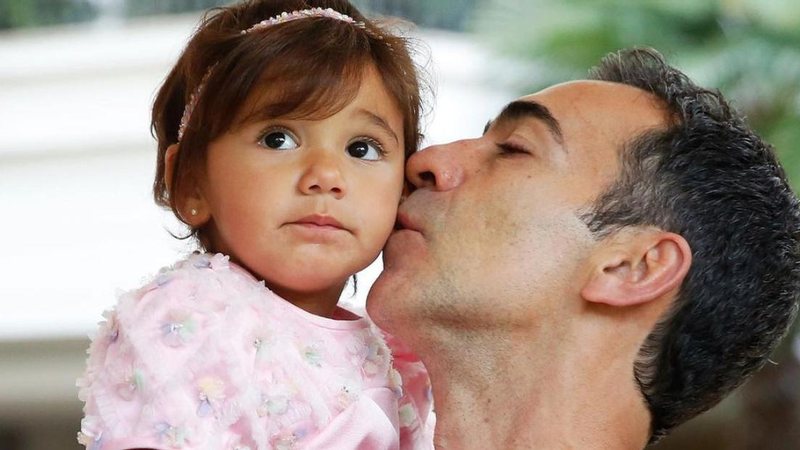 Cesar Tralli mostra brincadeira com a filha, Manu, e encanta - Reprodução/Instagram