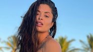 Aline Riscado renova o bronzeado com biquíni fio dental - Reprodução/Instagram