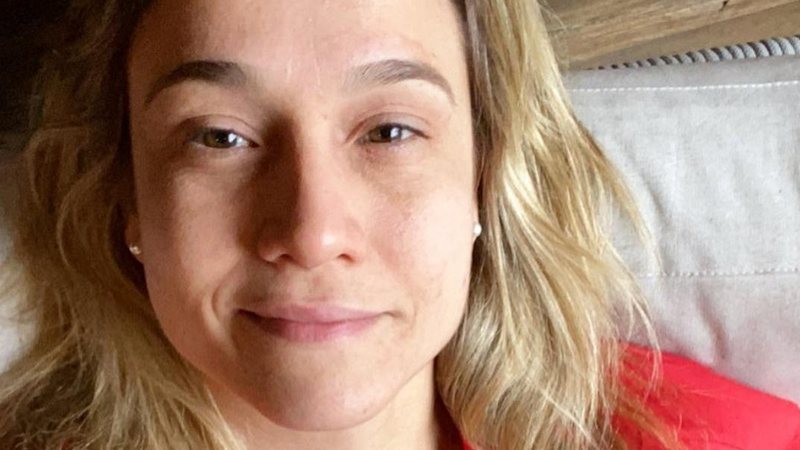 Fernanda Gentil recebe a 2ª dose da vacina contra a covid-19 - Foto/Instagram