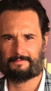 Sucesso internacional! Relembre os filmes gringos que Rodrigo Santoro participou