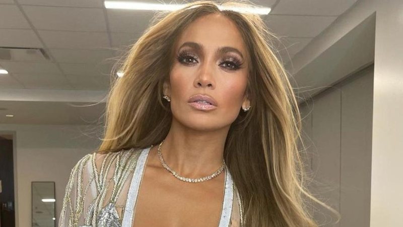 5 últimos looks mais poderosos e elegantes de Jennifer Lopez - Reprodução/Instagram