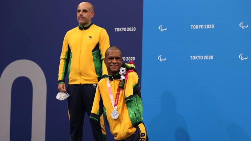 Gabriel Araújo conquista 1ª medalha do Brasil nos Jogos - Crédito: Naomi Baker/Getty Images