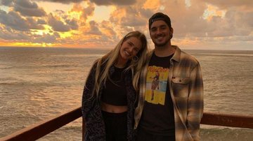 Gabriel Medina posta cliques românticos com Yasmin Brunet - Reprodução/Instagram