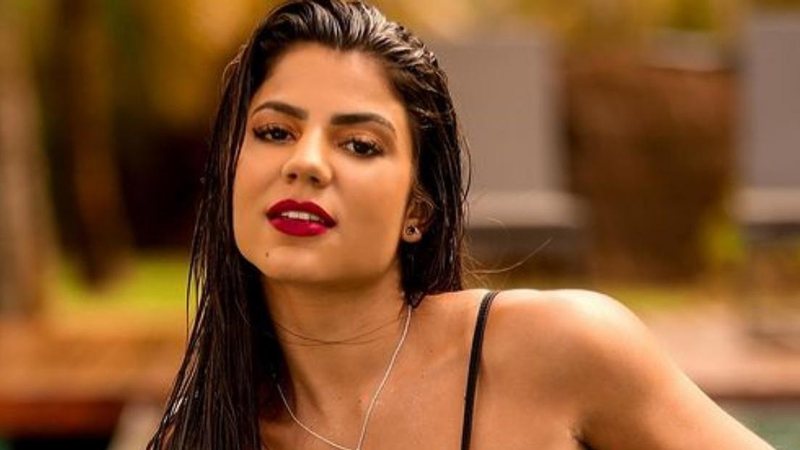 Hariany Almeida posta fotos de biquíni e ganha elogios - Reprodução/Instagram